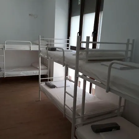 Hub Hostal *